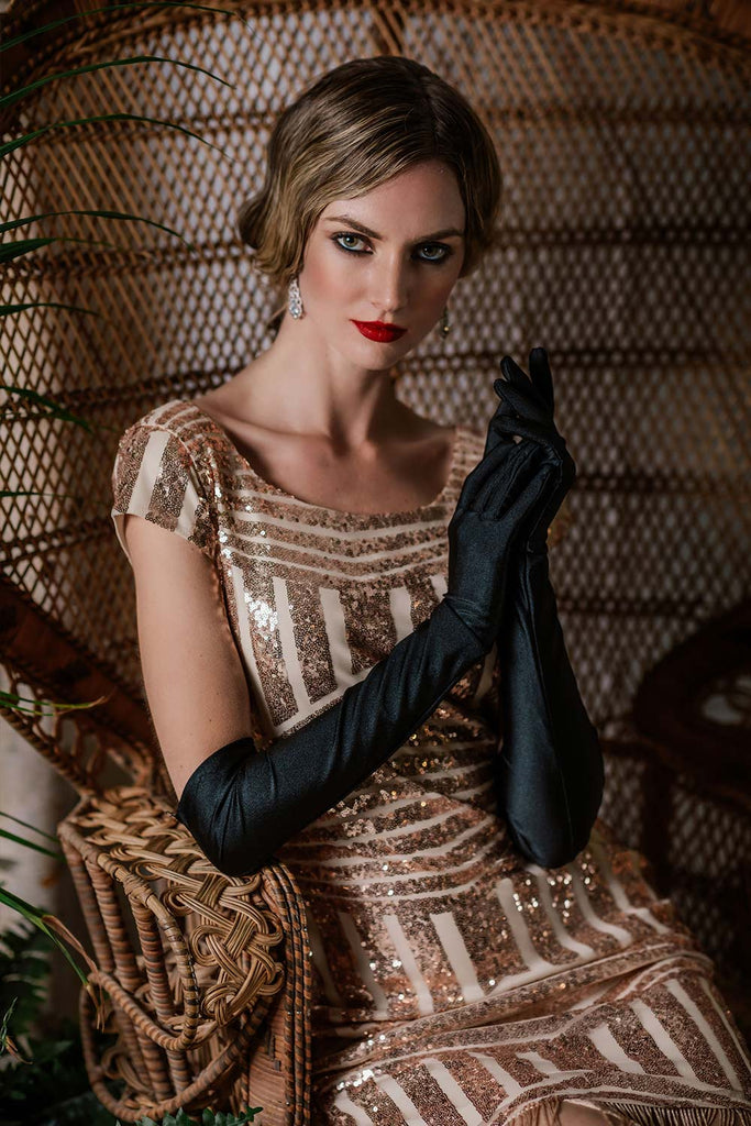 Pink 1920s Sequin Fringed Dress: timeless style reimagined