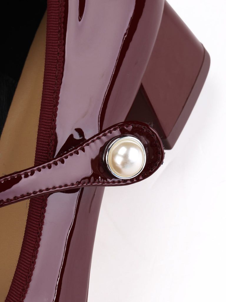 Retro Instep Strap Patent Leather Shoes: timeless style reimagined