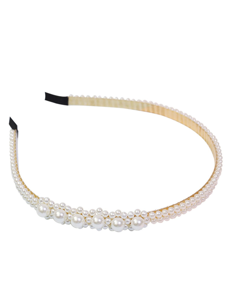 Retro White Pearls Headband: timeless style reimagined